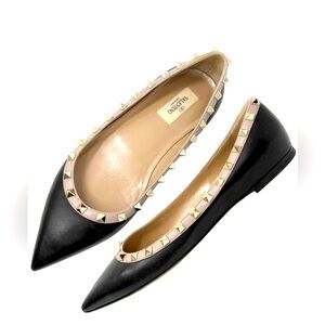 Valentino Rockstud Gold Studded Two Toned Black Tan Leather Pointed Toe Flats